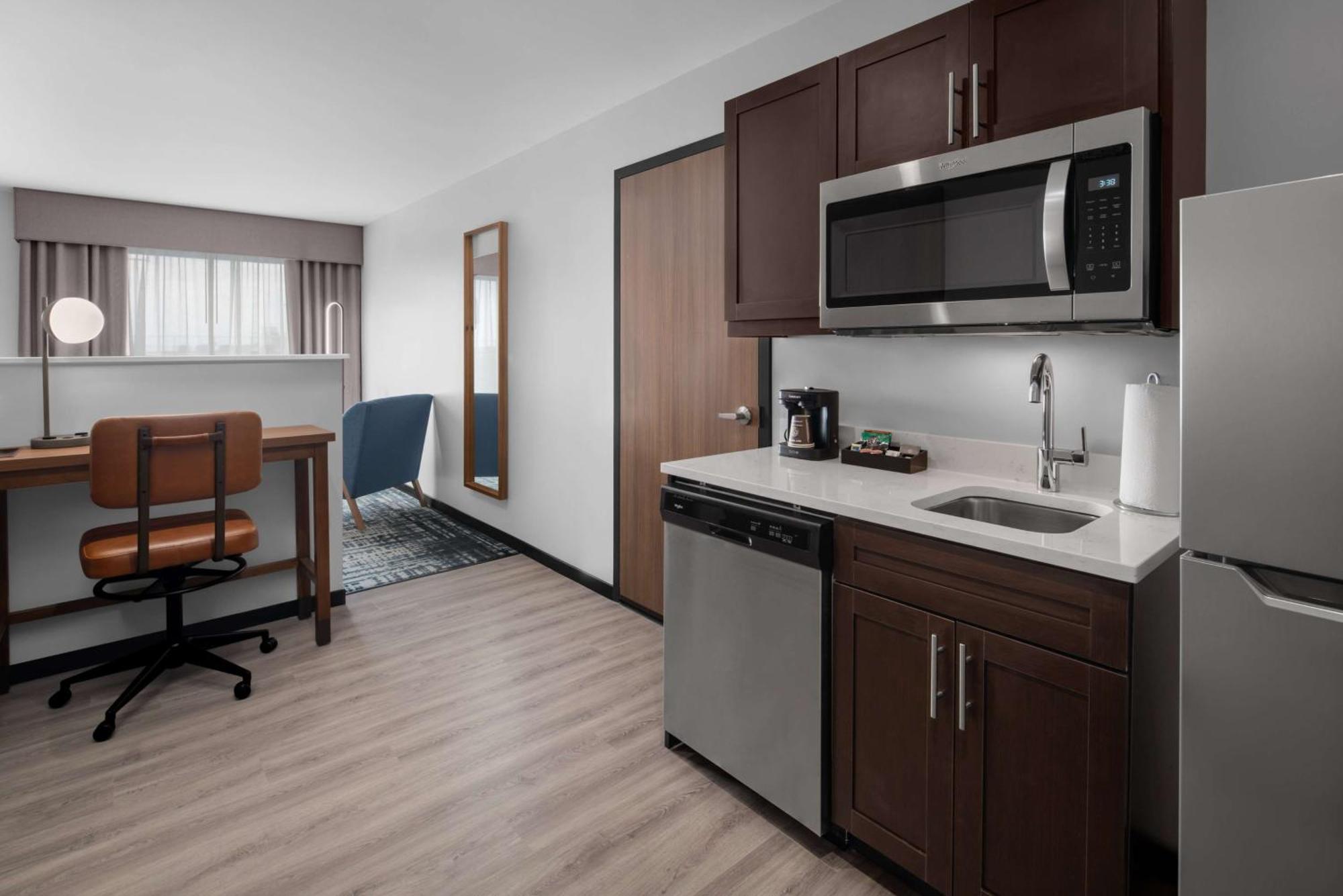 Homewood Suites By Hilton Charlotte Uptown First Ward Dış mekan fotoğraf