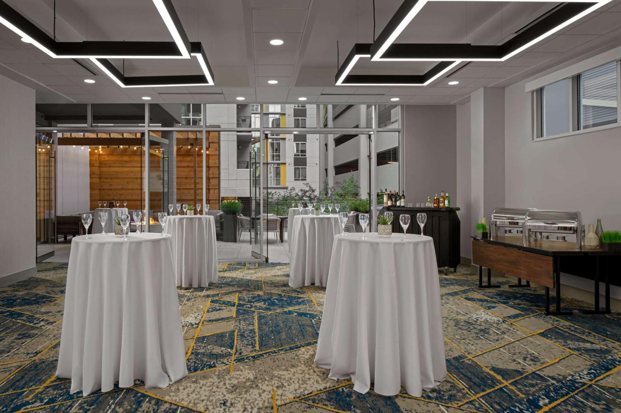 Homewood Suites By Hilton Charlotte Uptown First Ward Dış mekan fotoğraf